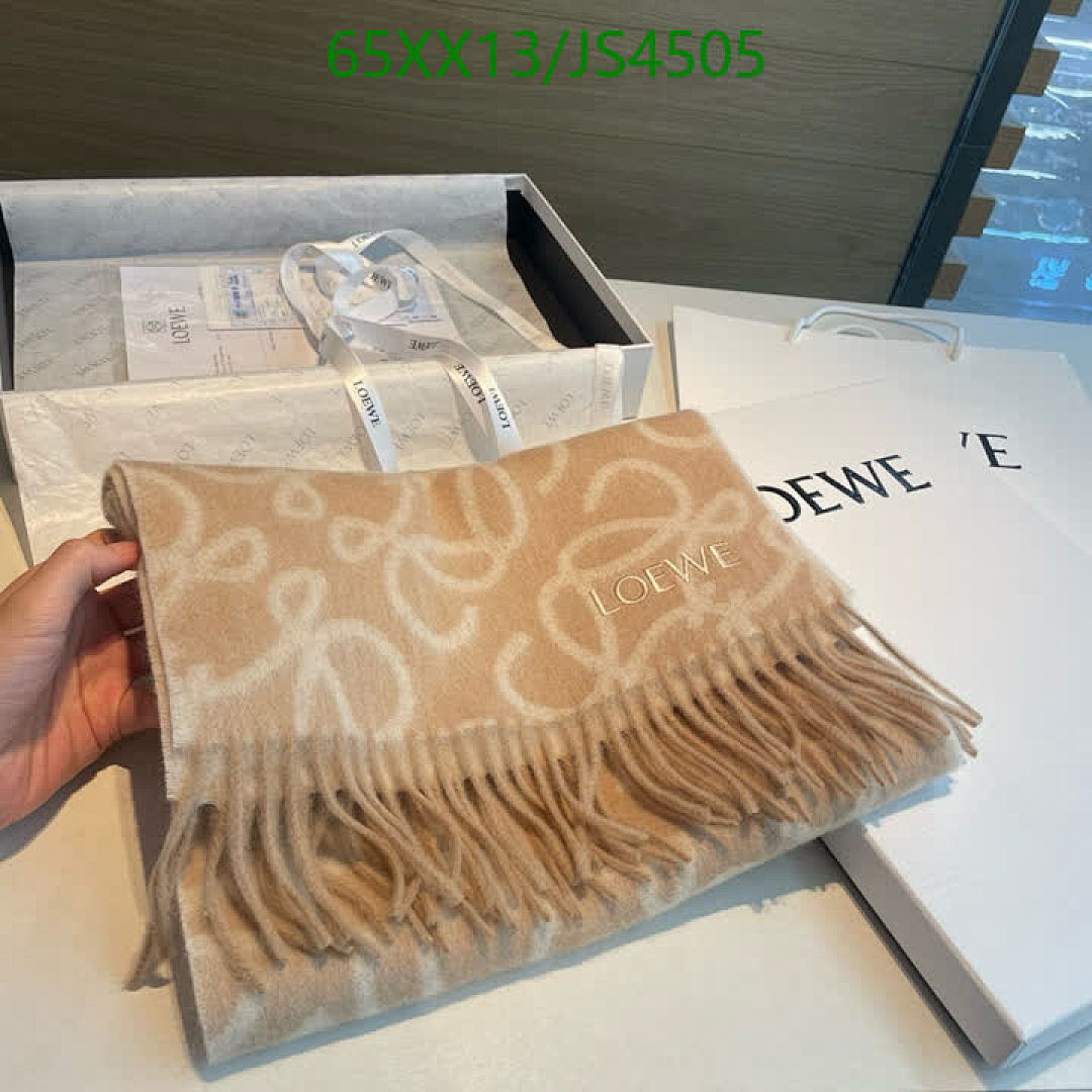 Loewe-Scarf Code: JS4505 $: 65USD