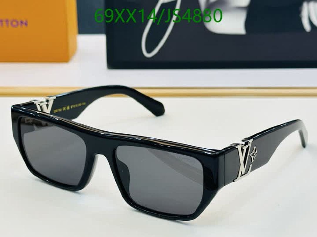 LV-Glasses Code: JS4880 $: 69USD