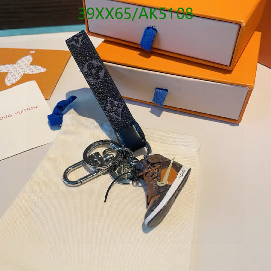 LV-Key pendant Code: AK5108 $: 39USD