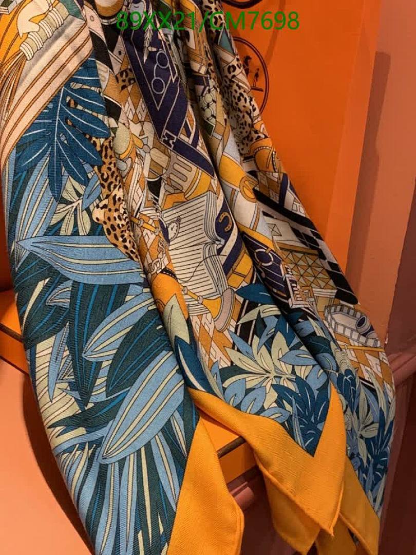 Hermes-Scarf Code: CM7698 $: 89USD