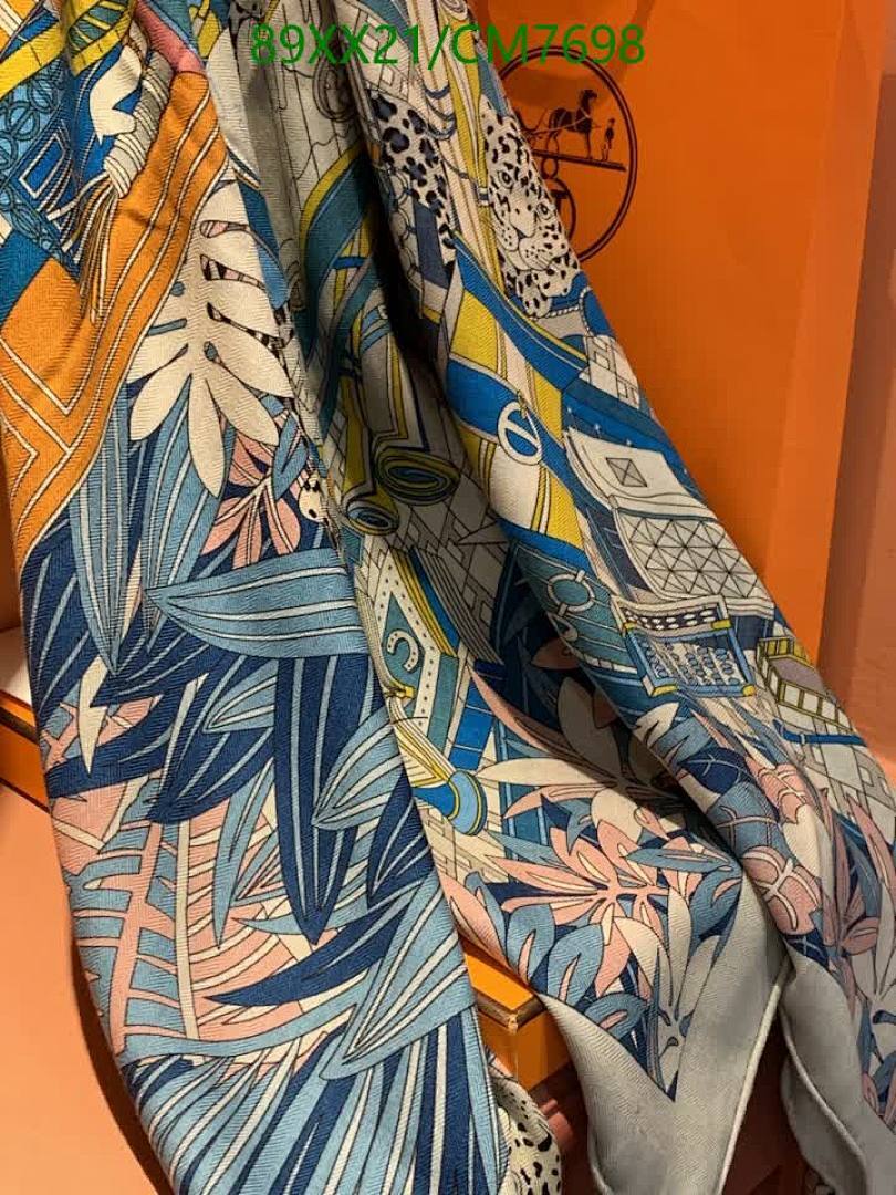 Hermes-Scarf Code: CM7698 $: 89USD