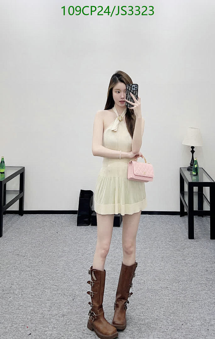Chanel-Clothing Code: JS3323 $: 109USD