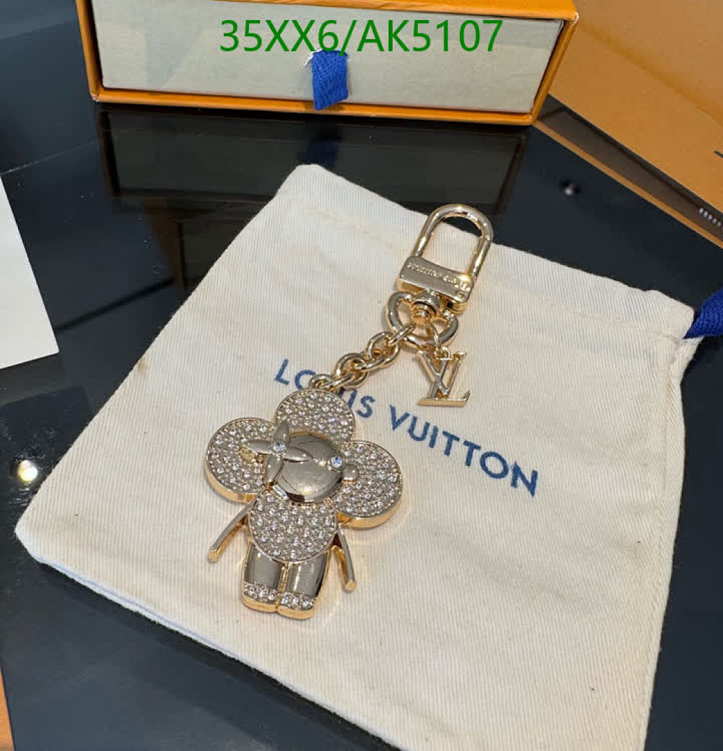 LV-Key pendant Code: AK5107 $: 35USD