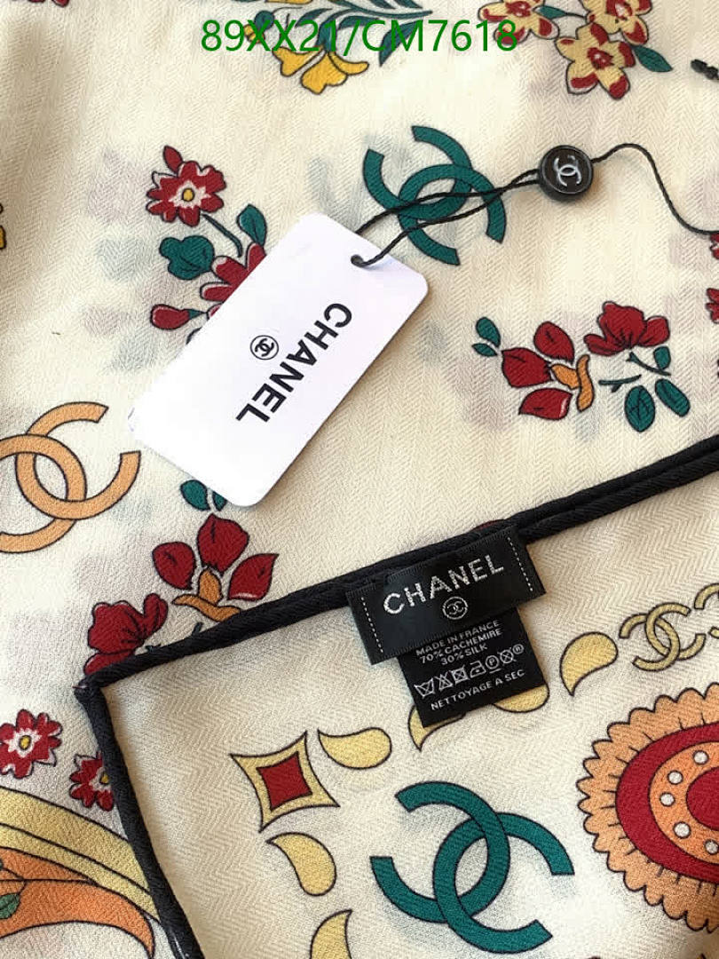 Chanel-Scarf Code: CM7618 $: 89USD
