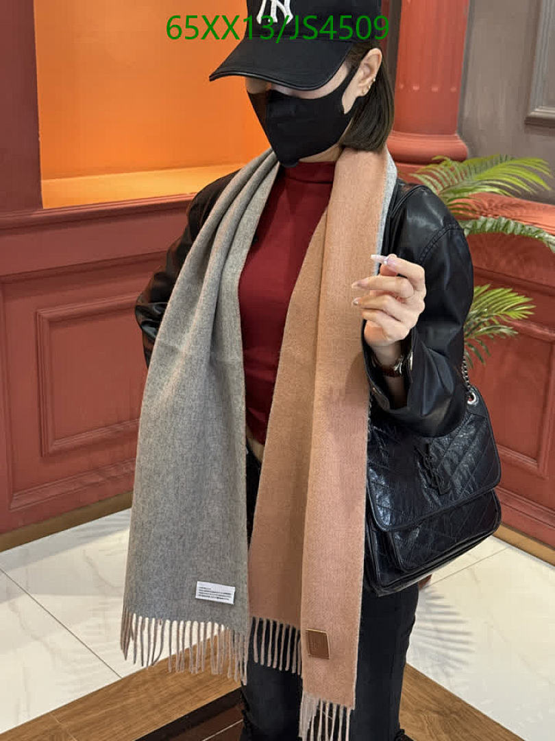 Loewe-Scarf Code: JS4509 $: 65USD