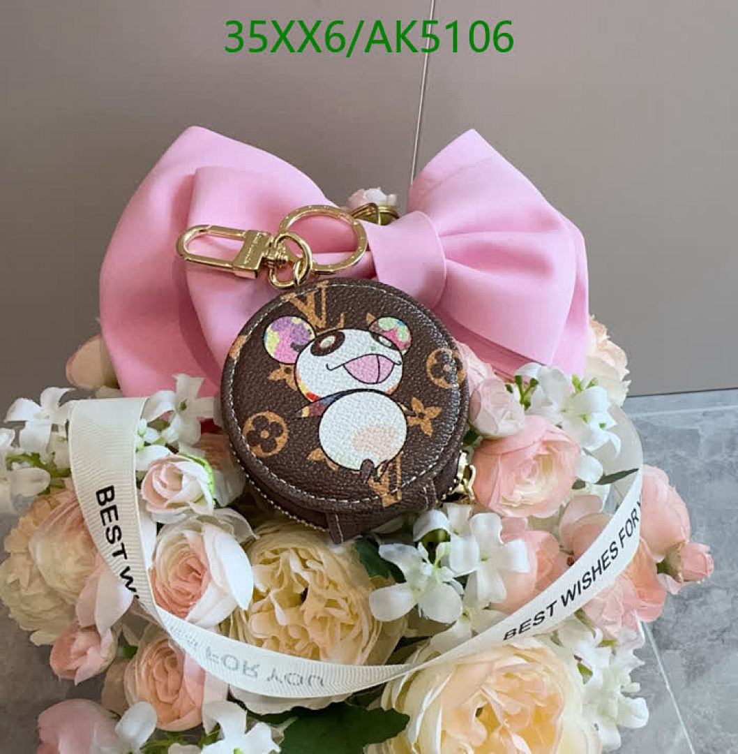 LV-Key pendant Code: AK5106 $: 35USD