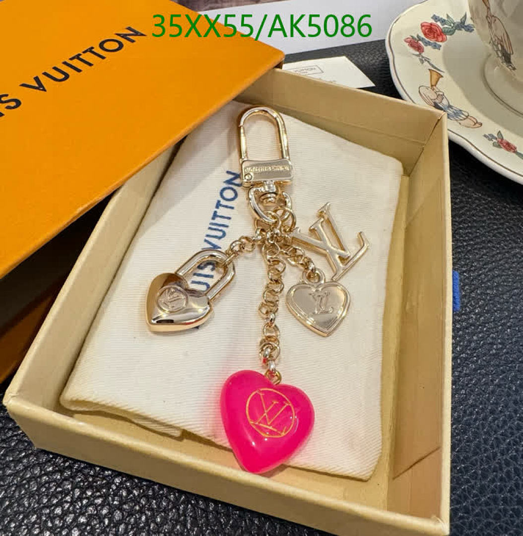 LV-Key pendant Code: AK5086 $: 35USD