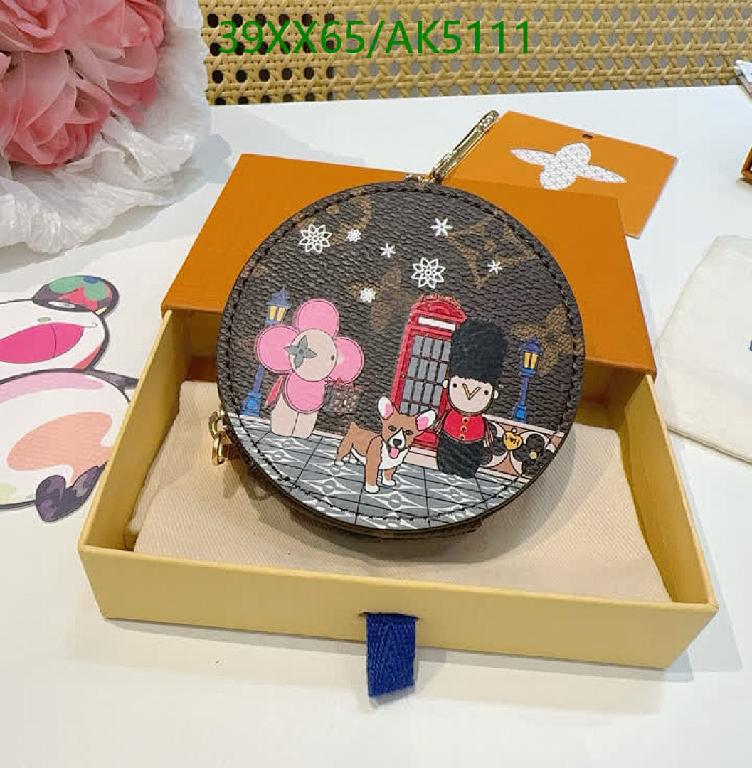 LV-Key pendant Code: AK5111 $: 39USD