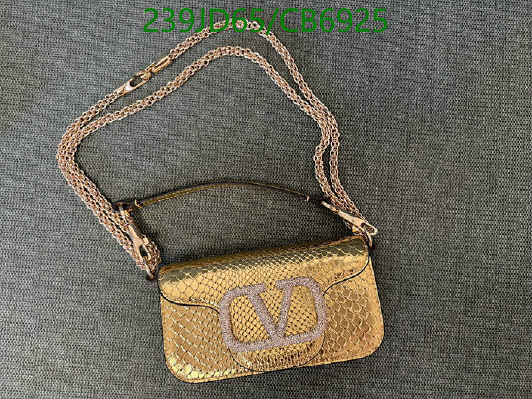 Valentino-Bag-Mirror Quality Code: CB6925 $: 239USD