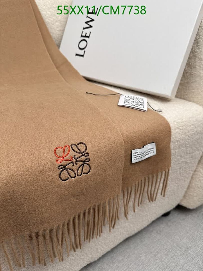 Loewe-Scarf Code: CM7738 $: 55USD
