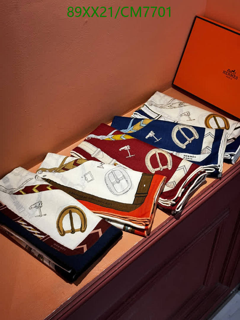 Hermes-Scarf Code: CM7701 $: 89USD