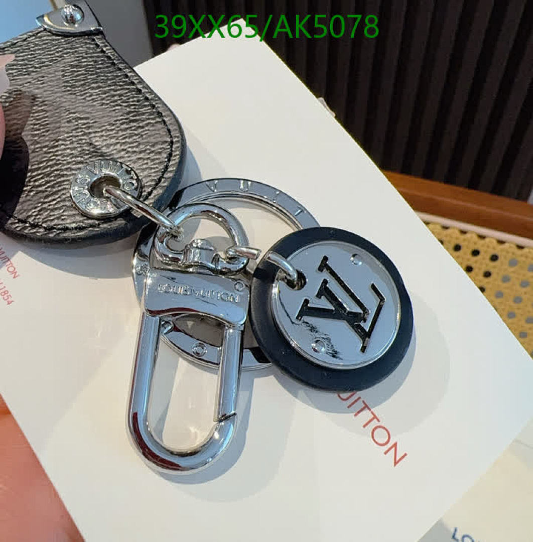 LV-Key pendant Code: AK5078 $: 39USD