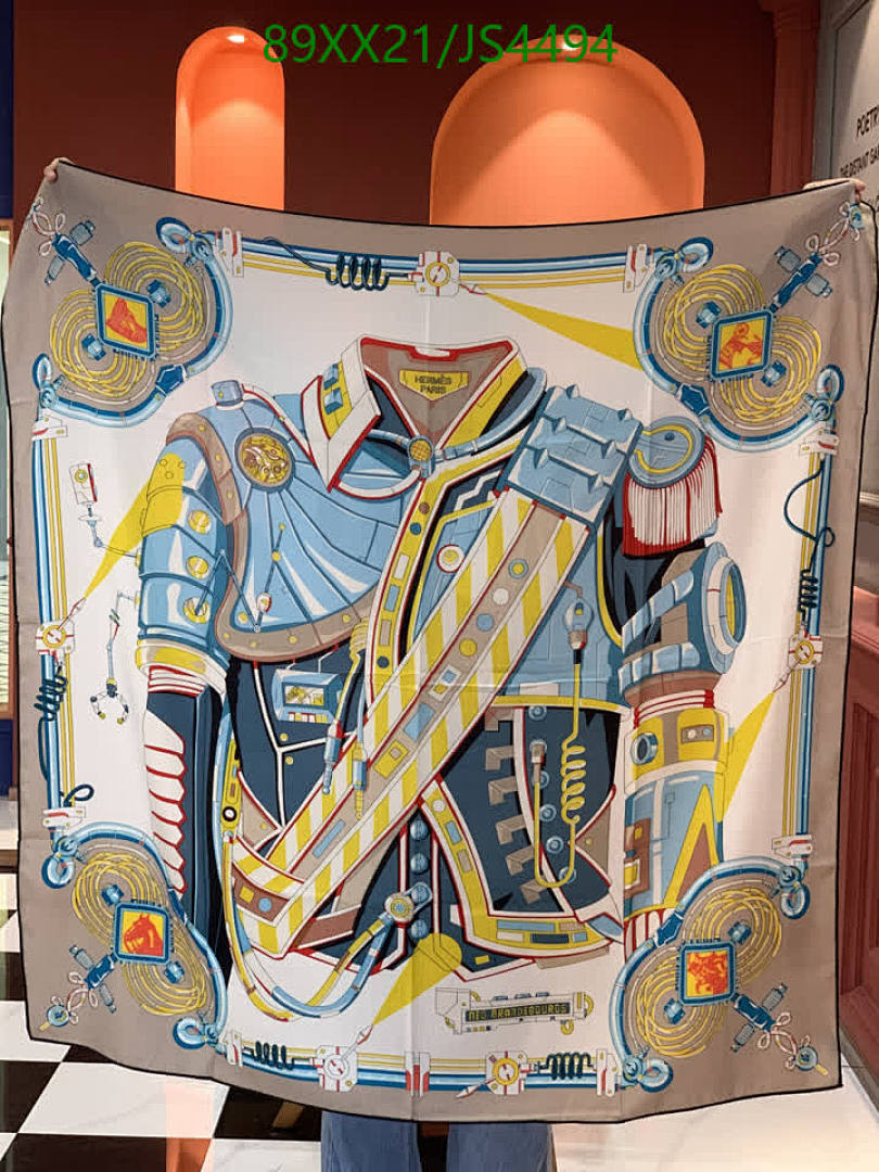 Hermes-Scarf Code: JS4494 $: 89USD