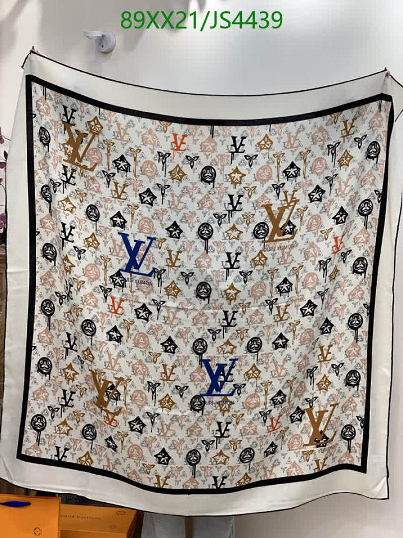LV-Scarf Code: JS4439 $: 89USD