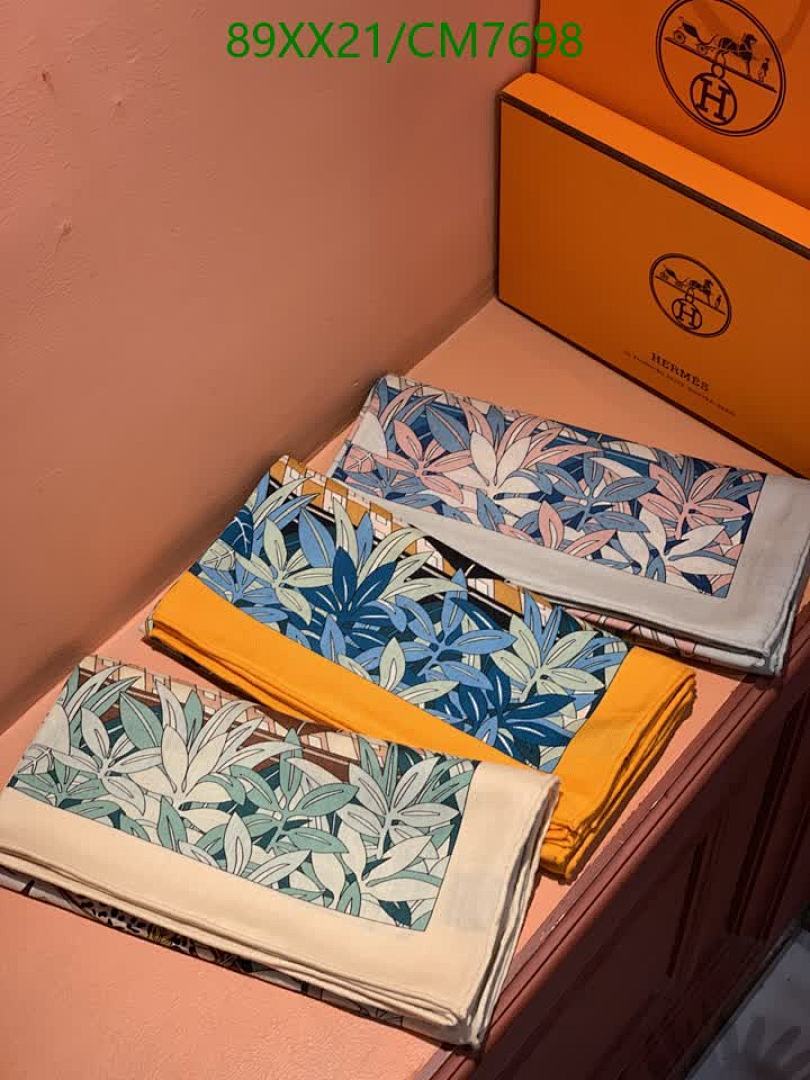 Hermes-Scarf Code: CM7698 $: 89USD