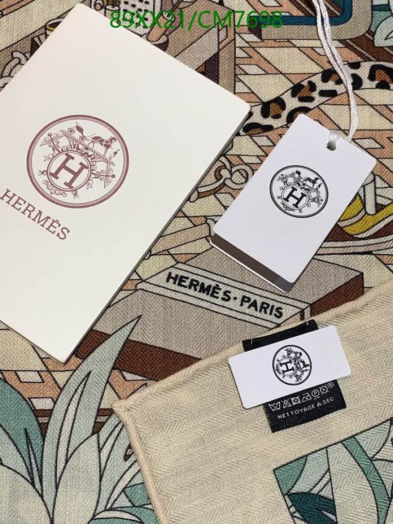 Hermes-Scarf Code: CM7698 $: 89USD