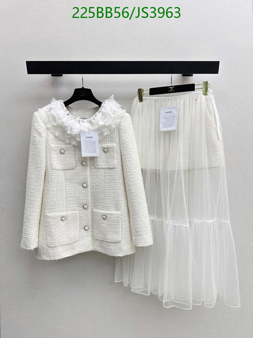 Chanel-Clothing Code: JS3963 $: 225USD