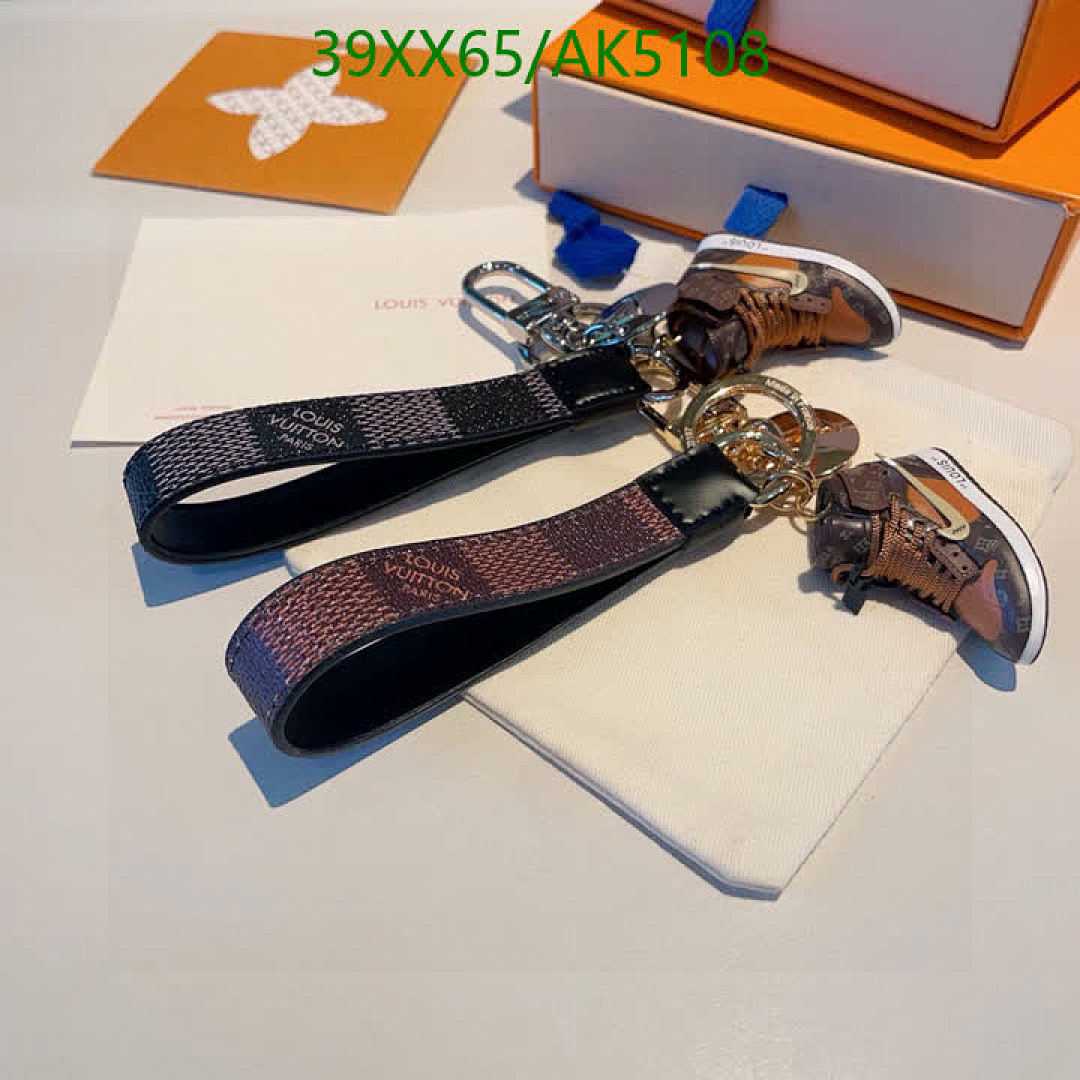 LV-Key pendant Code: AK5108 $: 39USD