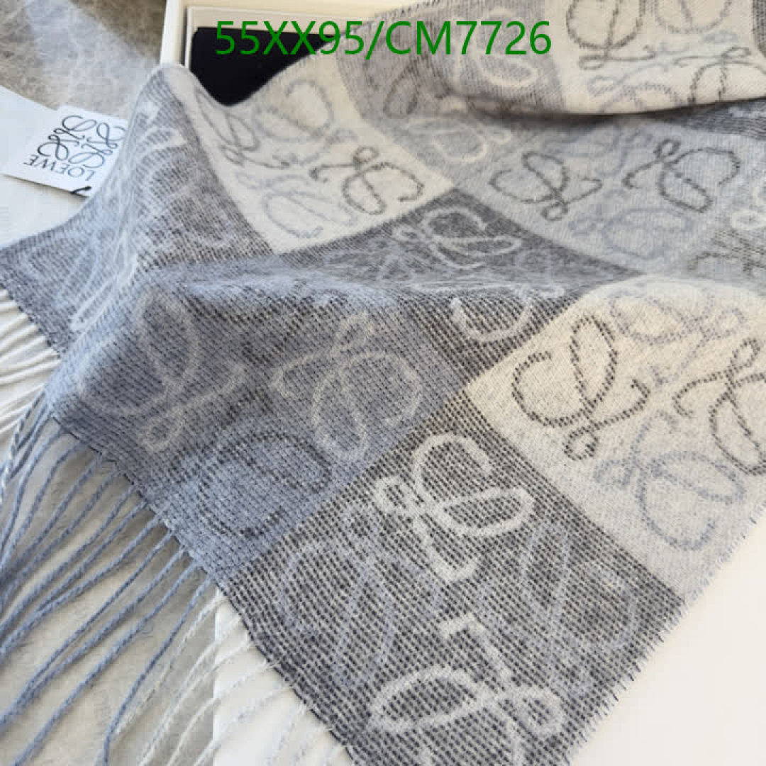 Loewe-Scarf Code: CM7726 $: 55USD