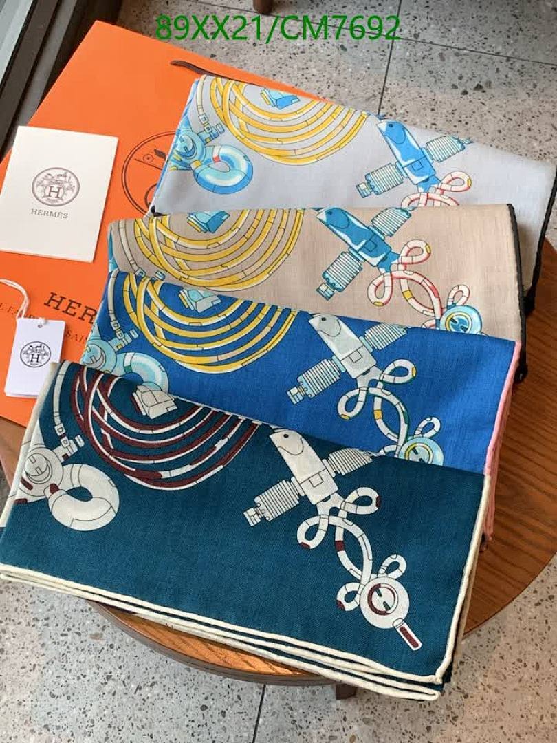 Hermes-Scarf Code: CM7692 $: 89USD