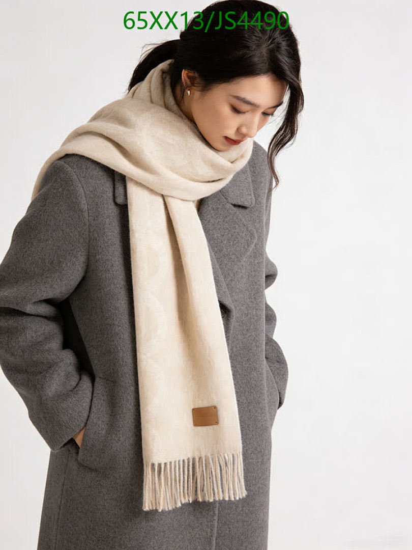 Hermes-Scarf Code: JS4490 $: 65USD
