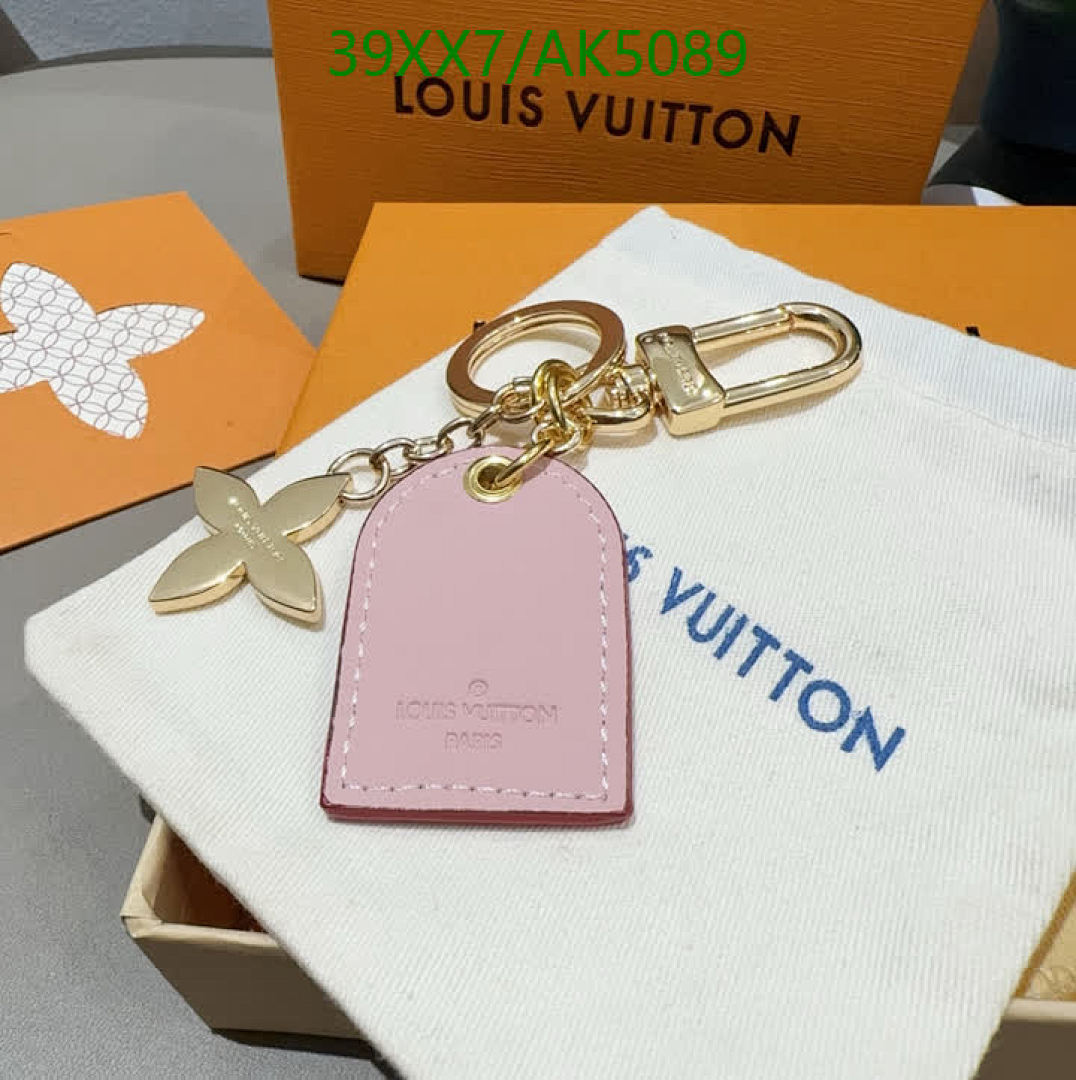 LV-Key pendant Code: AK5089 $: 39USD