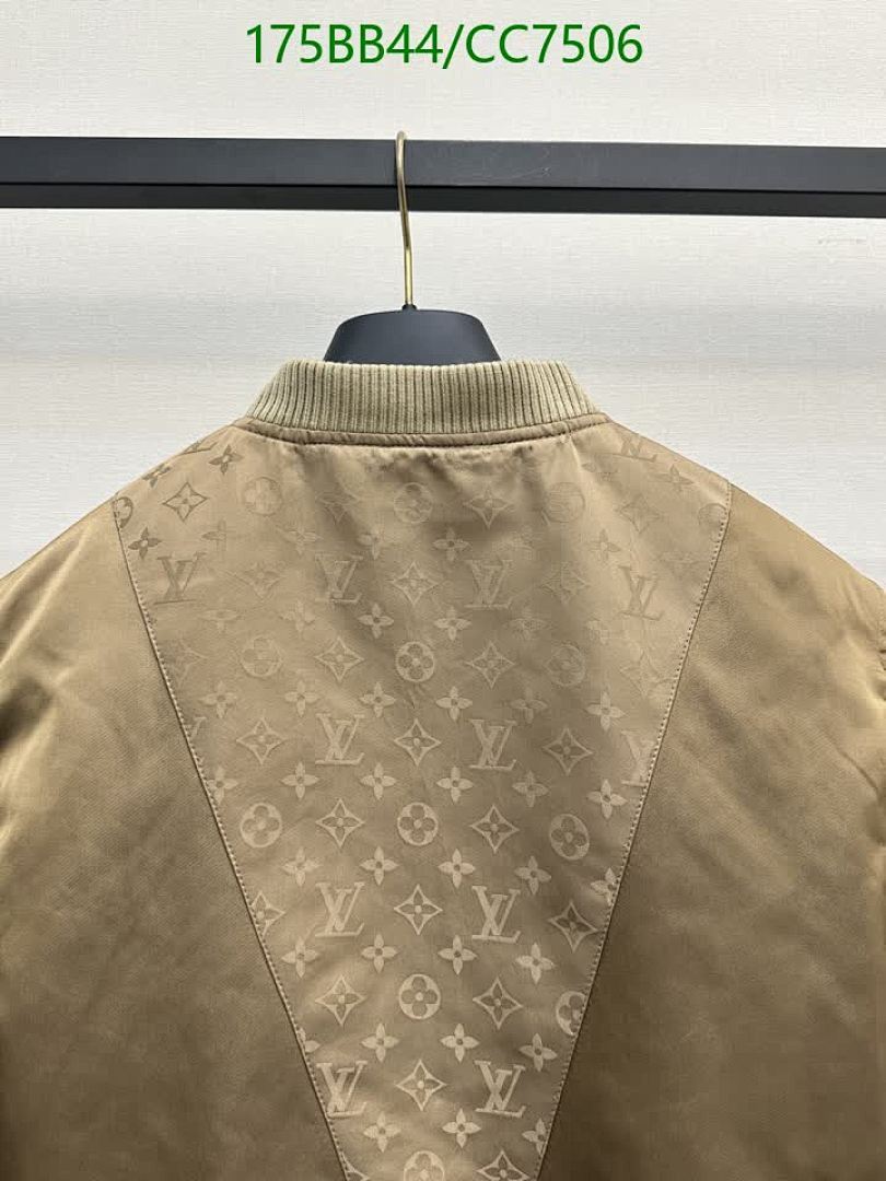 LV-Clothing Code: CC7506 $: 175USD