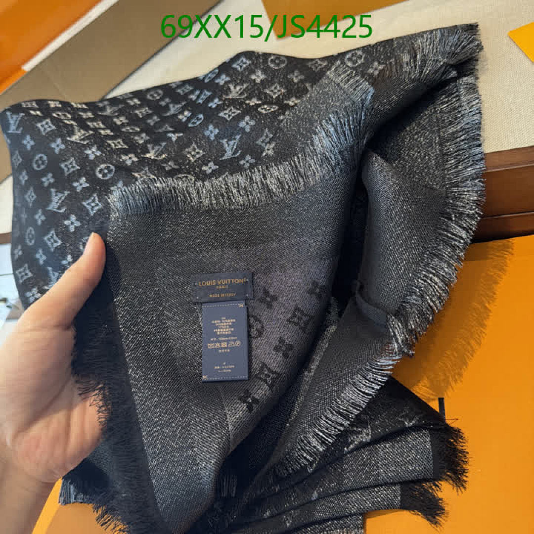 LV-Scarf Code: JS4425 $: 69USD