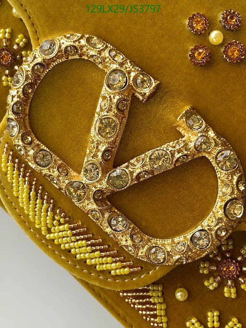 Valentino-Bag-4A Quality Code: JS3797 $: 129USD