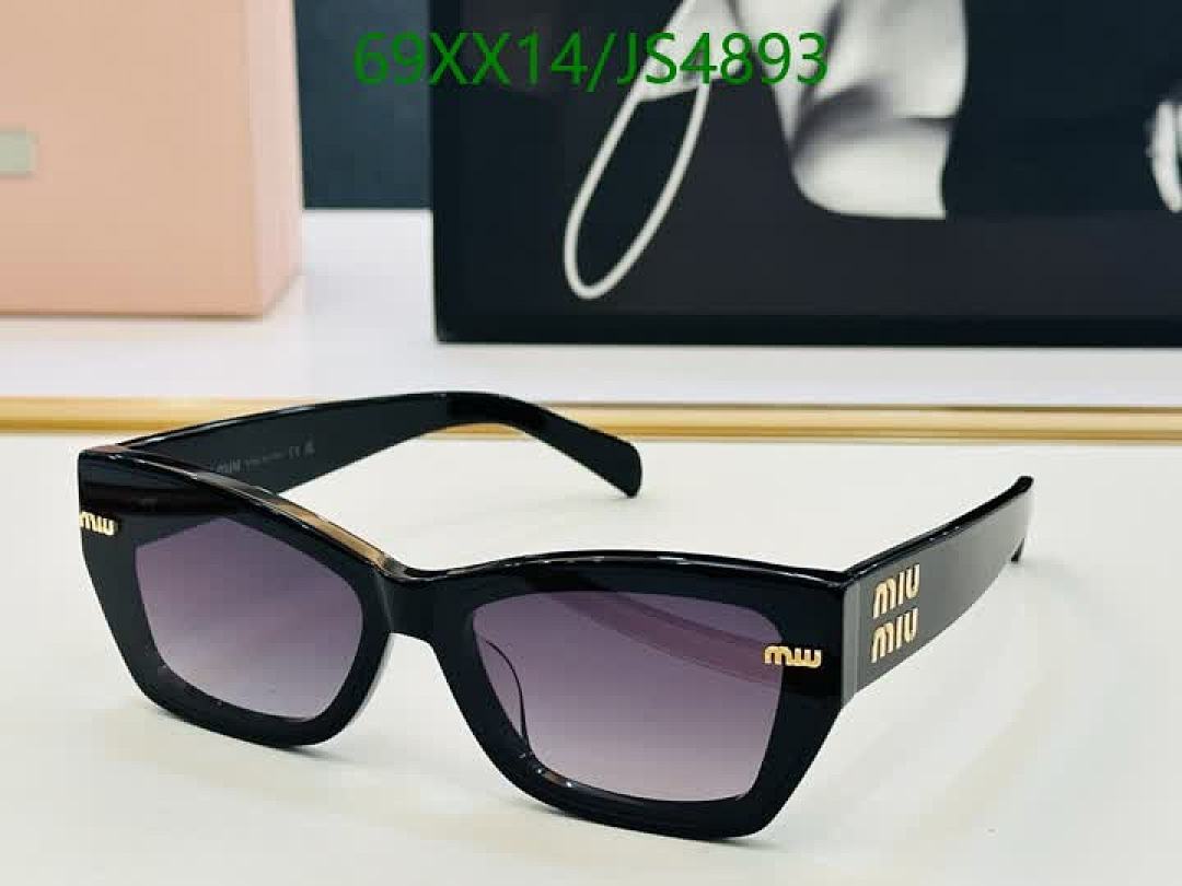 Miu Miu-Glasses Code: JS4893 $: 69USD