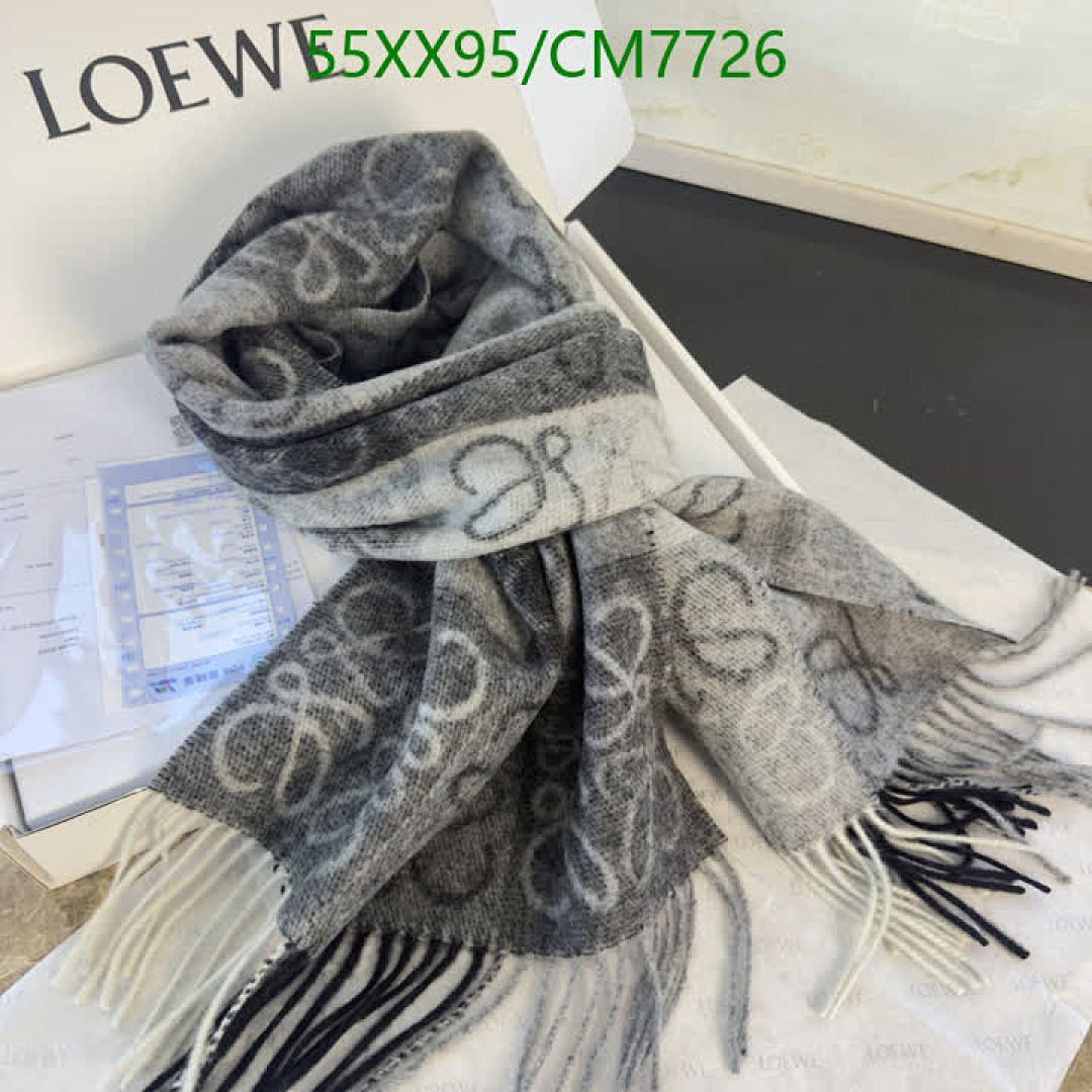 Loewe-Scarf Code: CM7726 $: 55USD