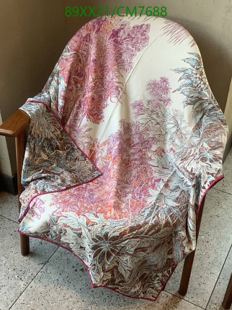 Hermes-Scarf Code: CM7688 $: 89USD