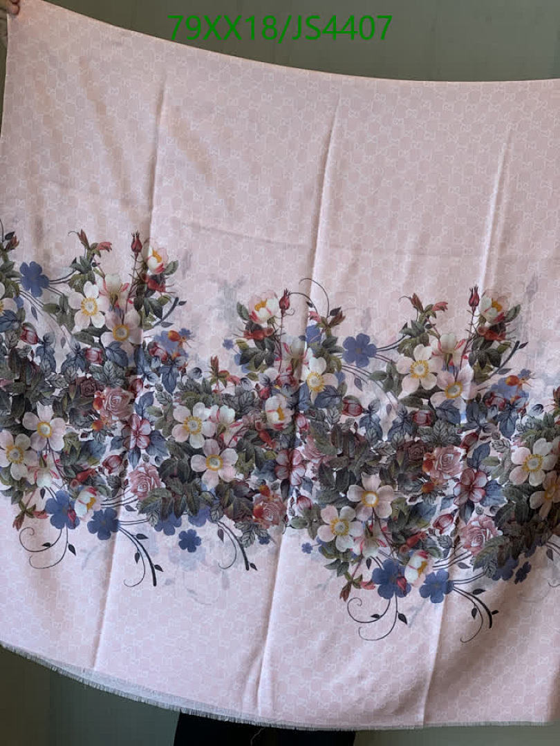 Gucci-Scarf Code: JS4407 $: 79USD