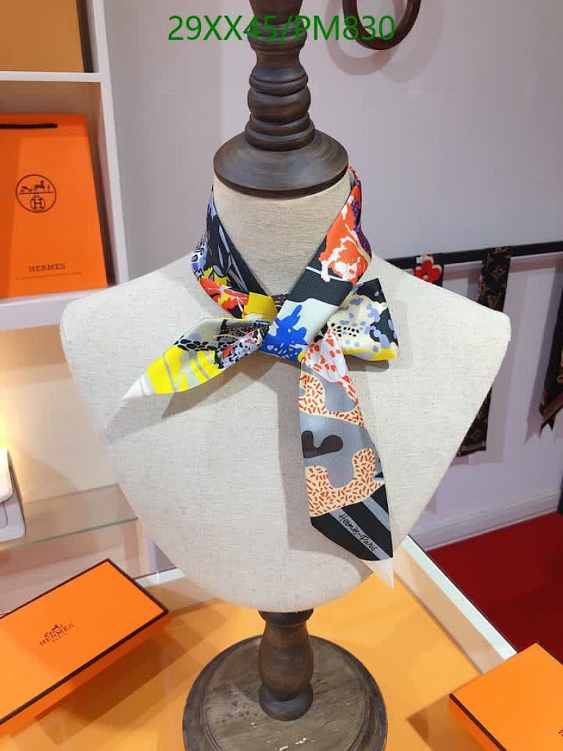 Hermes-Scarf Code: PM830 $: 29USD