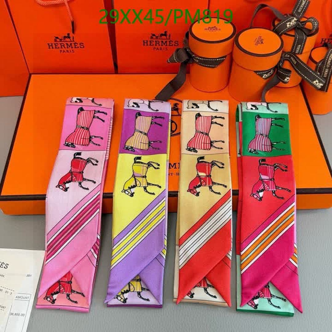 Hermes-Scarf Code: PM819 $: 29USD