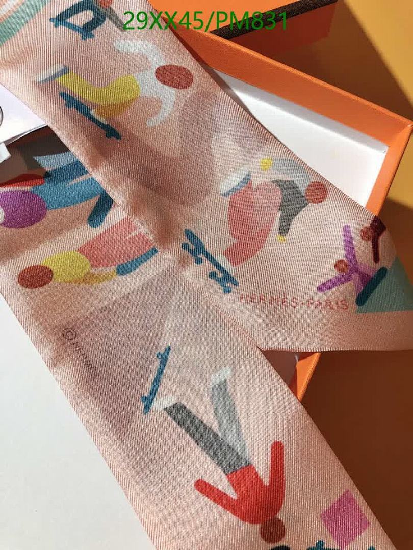 Hermes-Scarf Code: PM831 $: 29USD