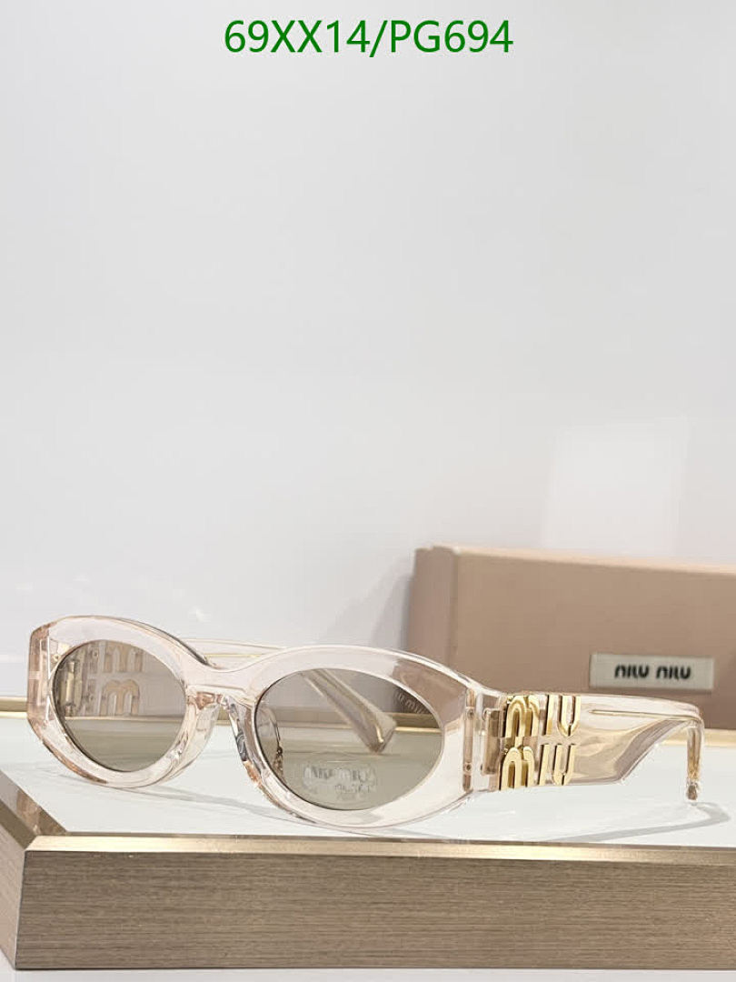 Miu Miu-Glasses Code: PG694 $: 69USD