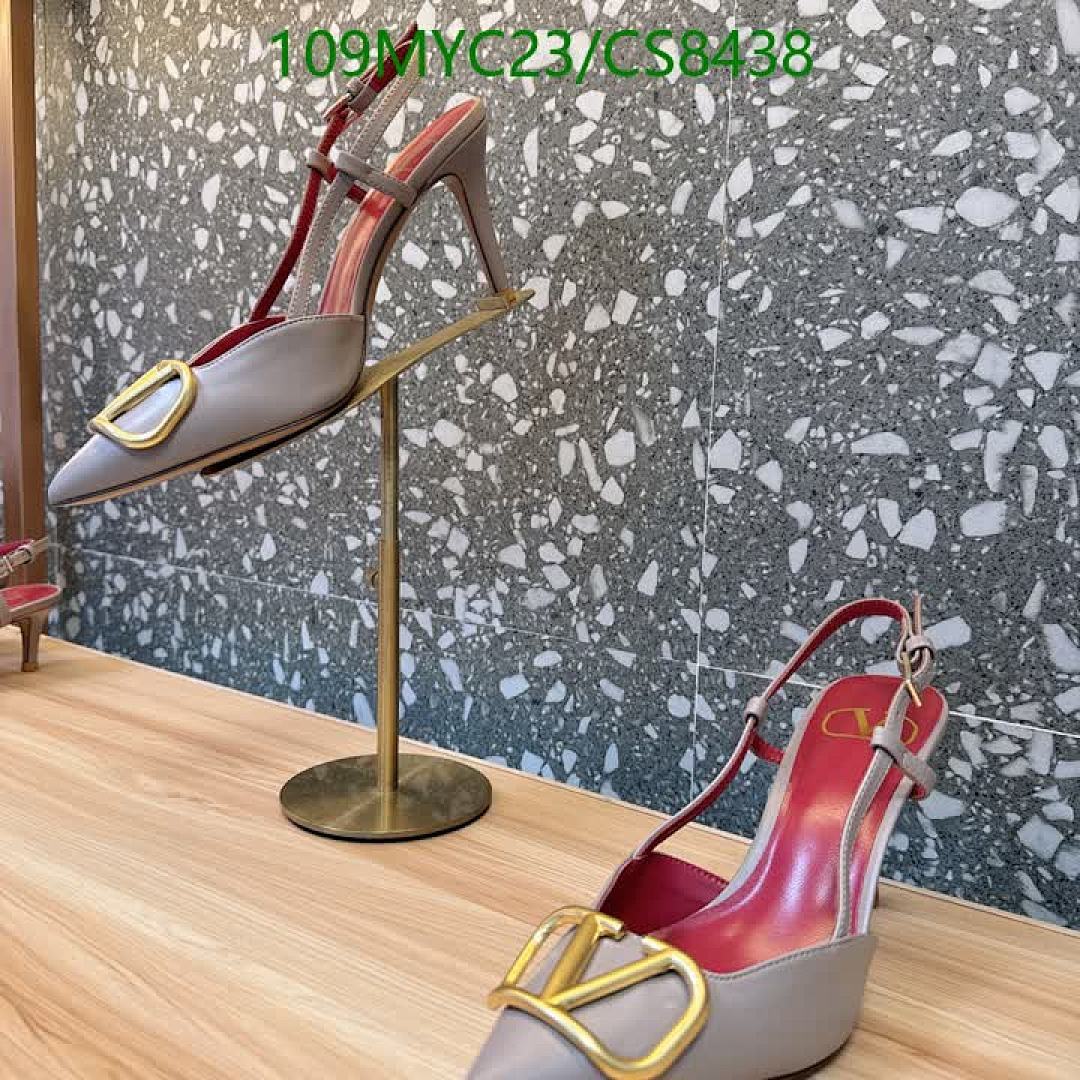 Valentino-Women Shoes Code: CS8438 $: 109USD