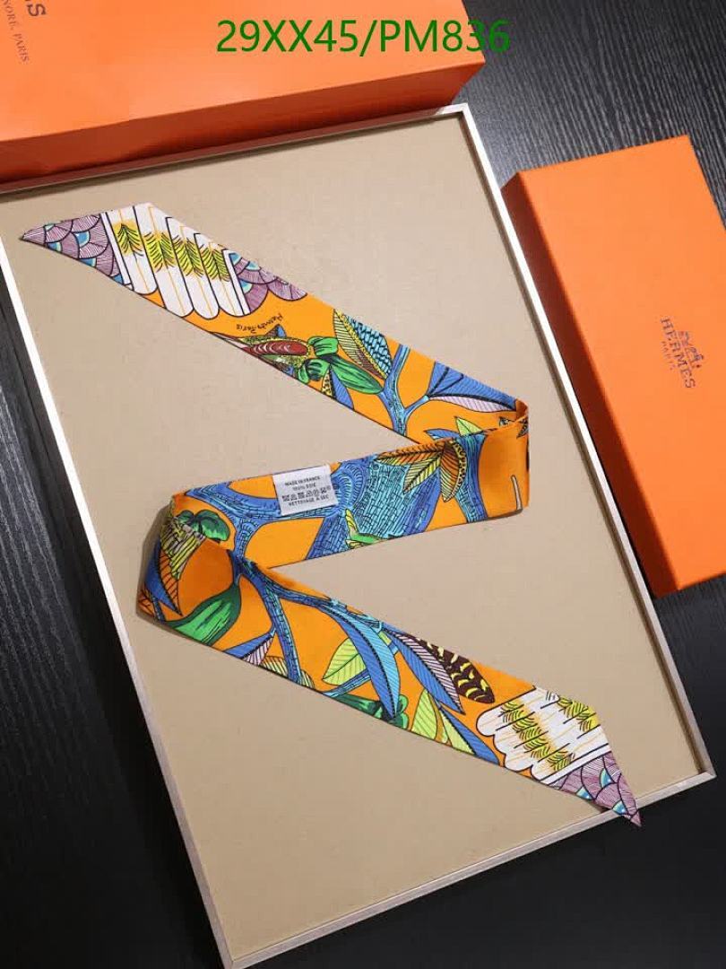 Hermes-Scarf Code: PM836 $: 29USD