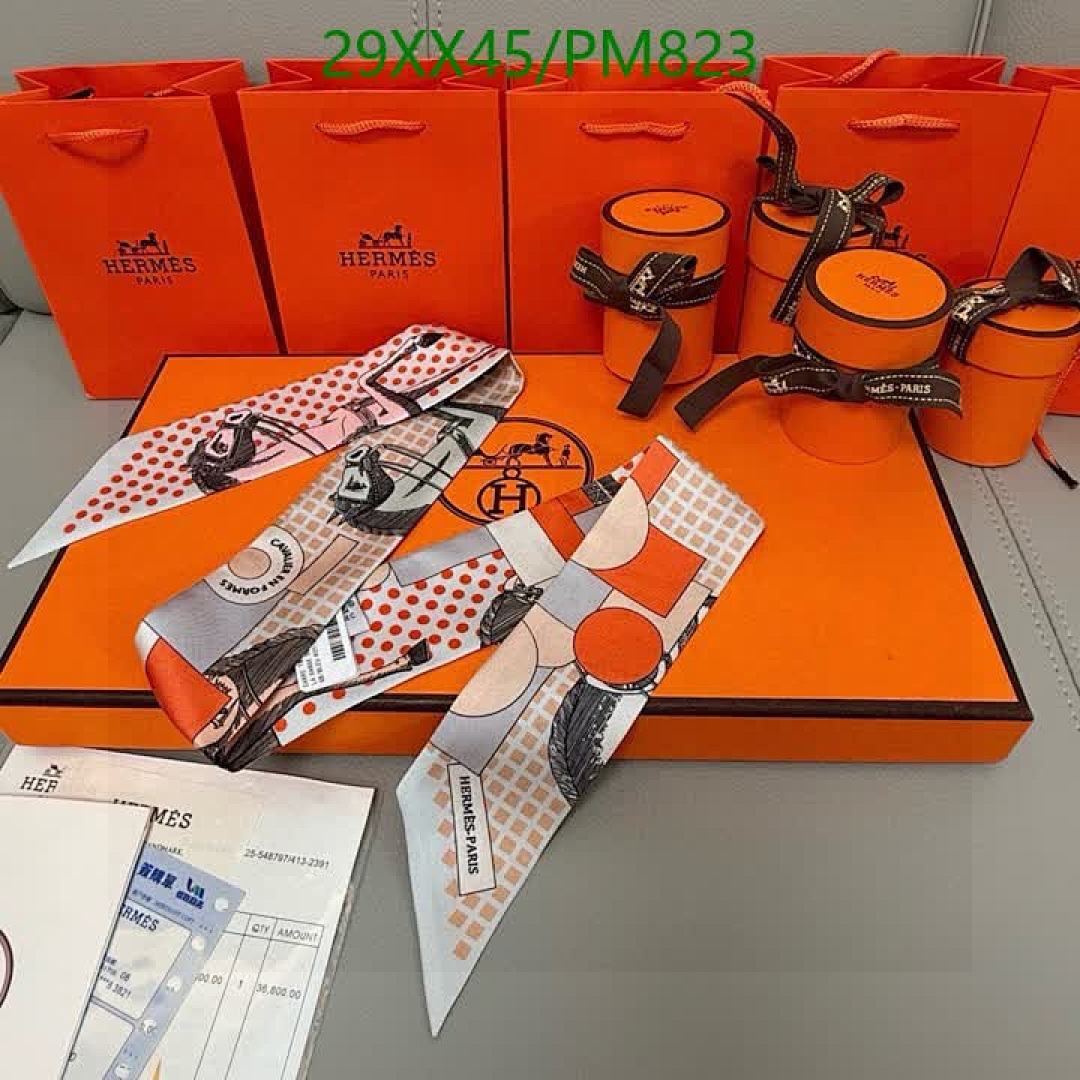 Hermes-Scarf Code: PM823 $: 29USD