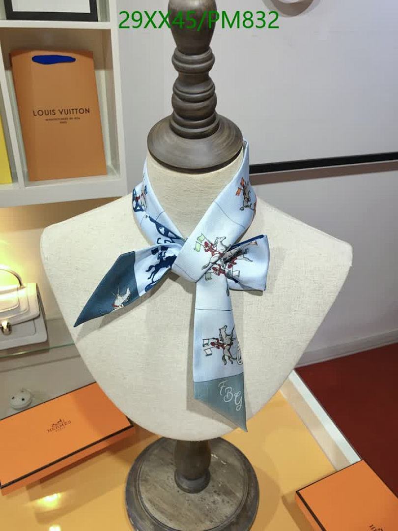 Hermes-Scarf Code: PM832 $: 29USD