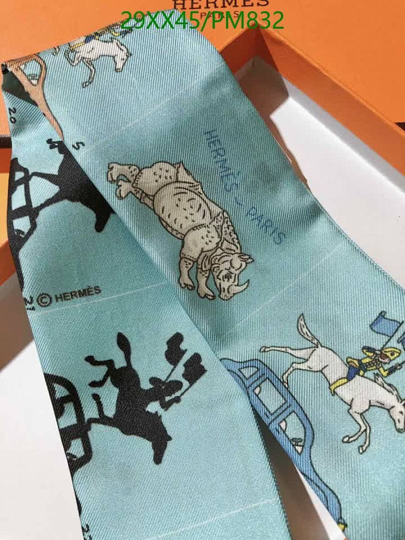 Hermes-Scarf Code: PM832 $: 29USD