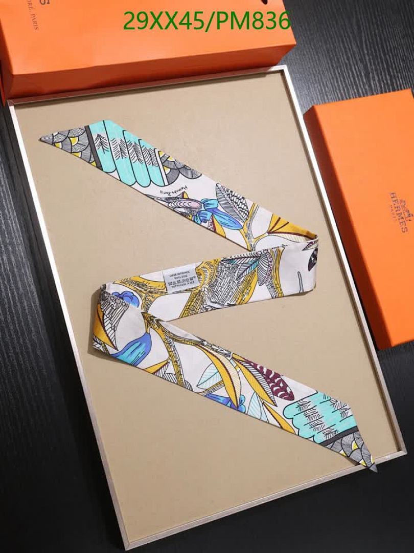 Hermes-Scarf Code: PM836 $: 29USD