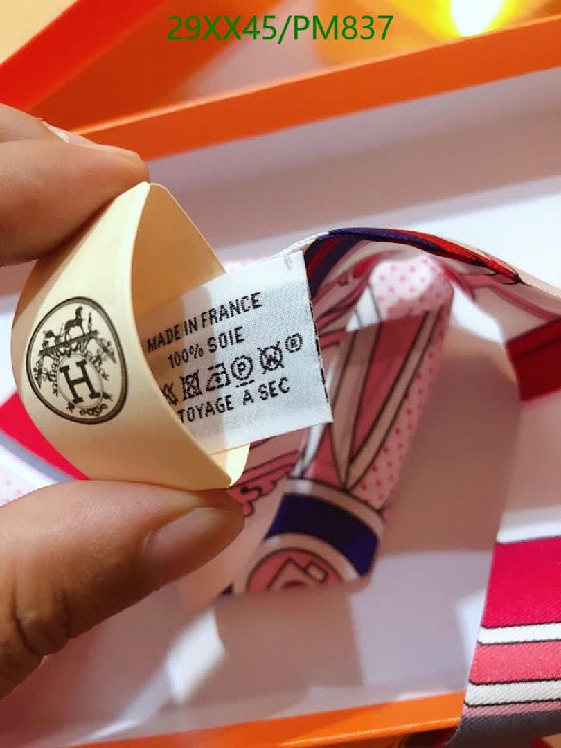 Hermes-Scarf Code: PM837 $: 29USD