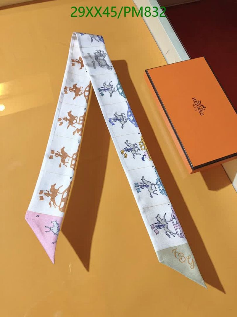 Hermes-Scarf Code: PM832 $: 29USD