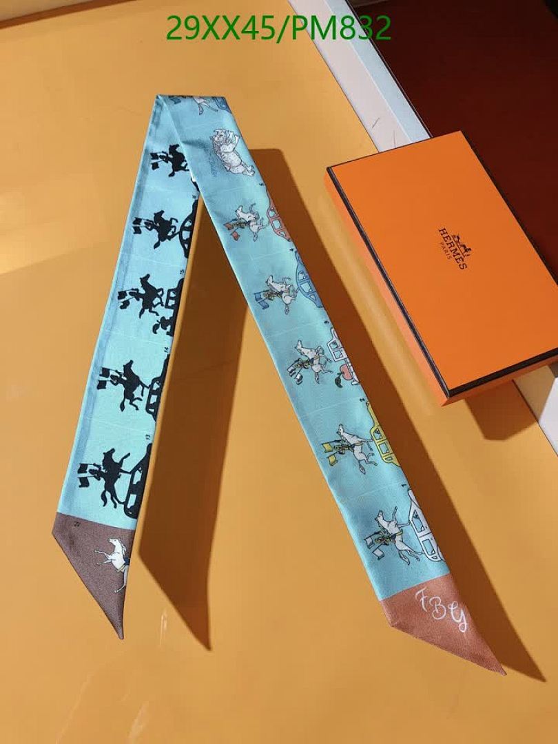 Hermes-Scarf Code: PM832 $: 29USD