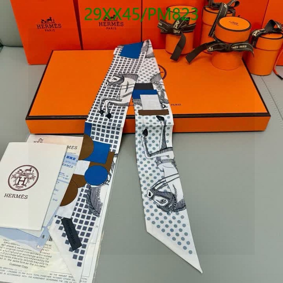 Hermes-Scarf Code: PM823 $: 29USD