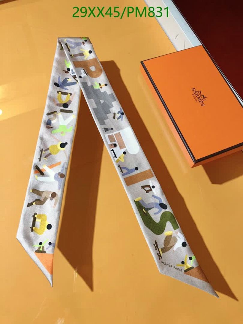 Hermes-Scarf Code: PM831 $: 29USD