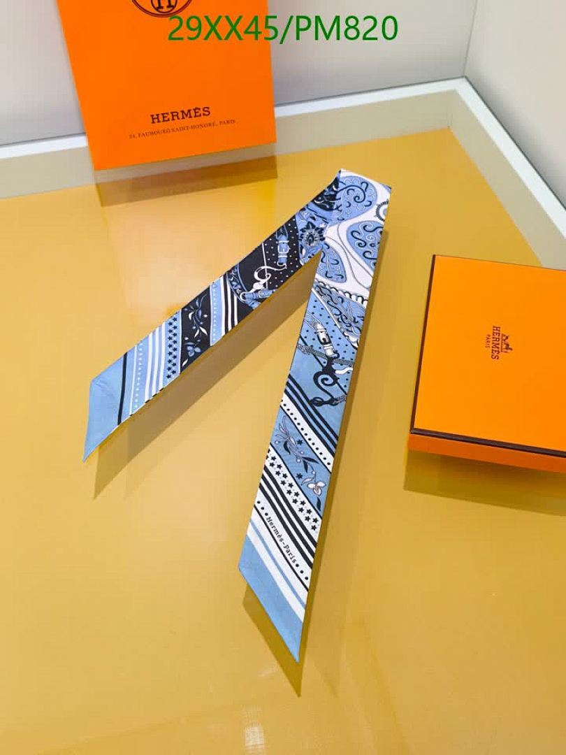 Hermes-Scarf Code: PM820 $: 29USD
