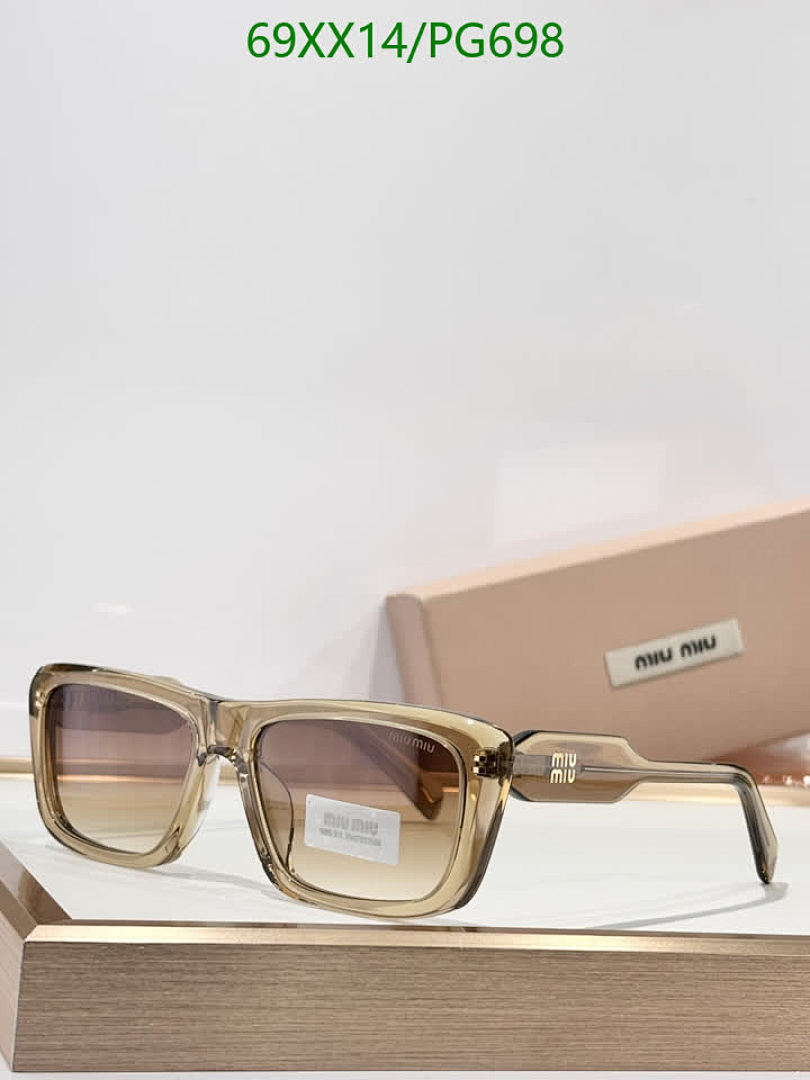 Miu Miu-Glasses Code: PG698 $: 69USD